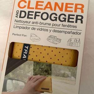Window cleaner and defogger